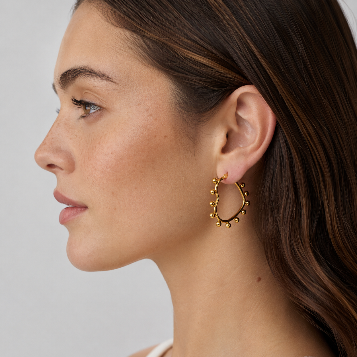 Manya Beaded Heart Hoops | Waterproof 18K Gold
