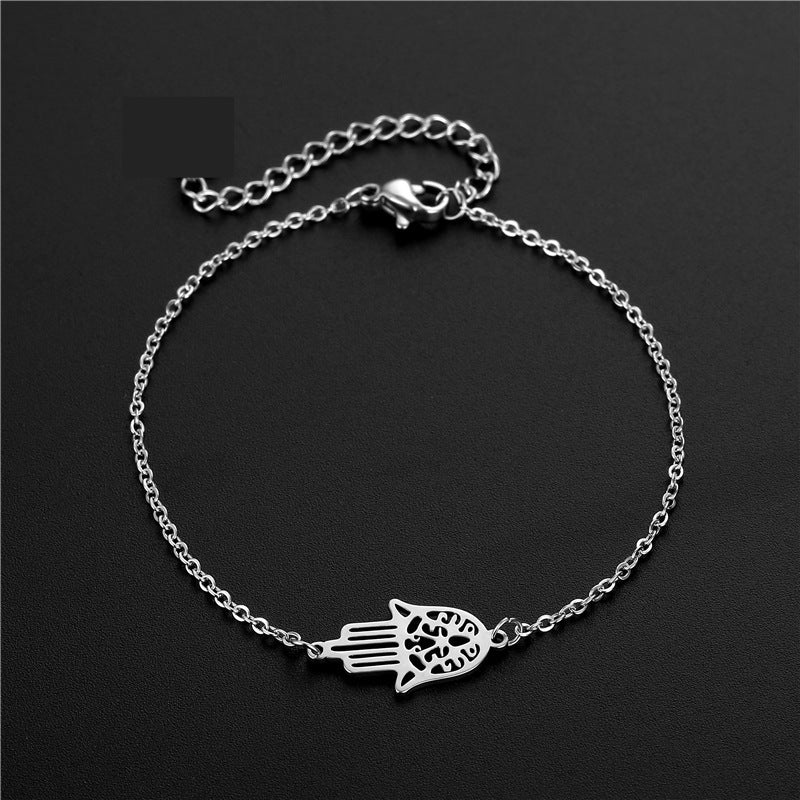 Kyras Hamsa Hand Gold Bracelet