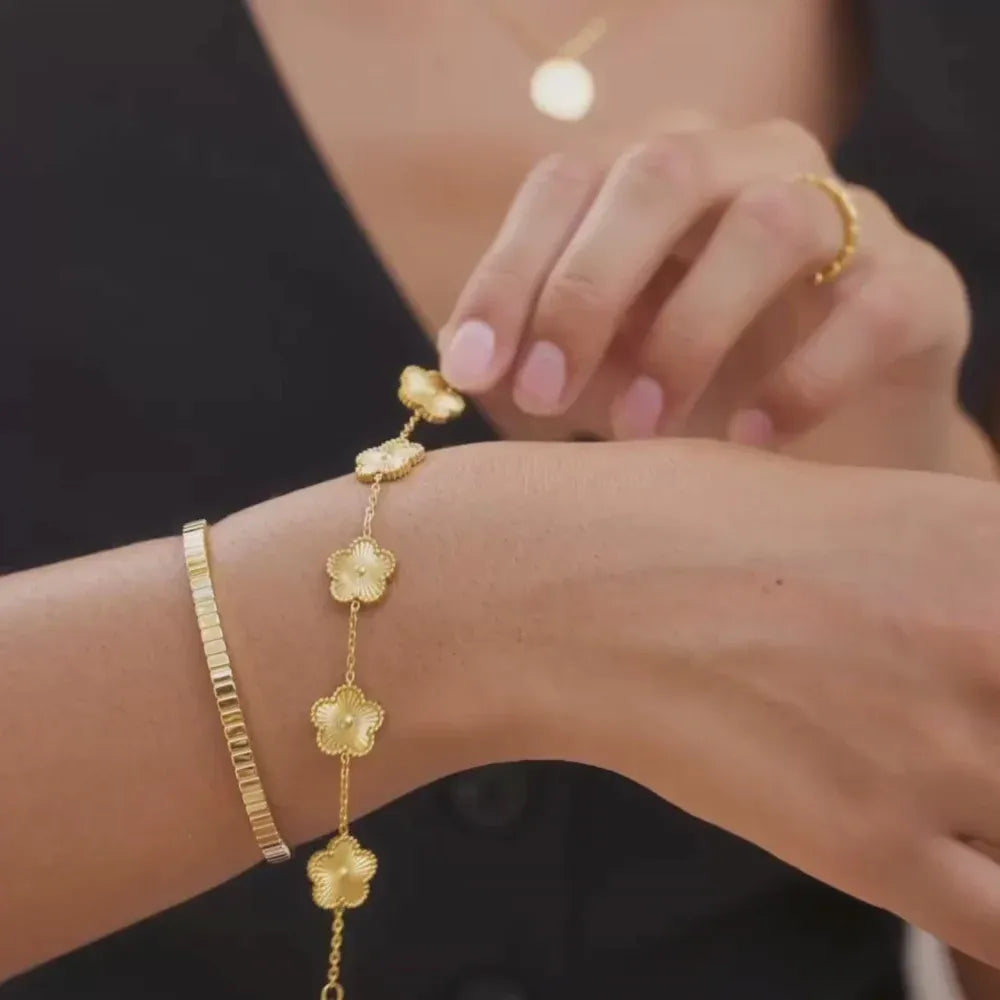 Bronte Five-Leaf Gold Clover Bracelet | Waterproof 18k Gold