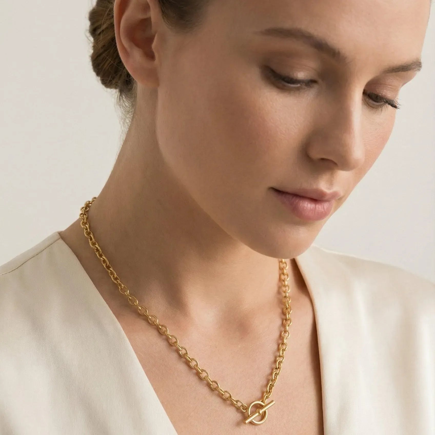 Caroline Toggle Bar Necklace 6MM | Waterproof 18k Gold