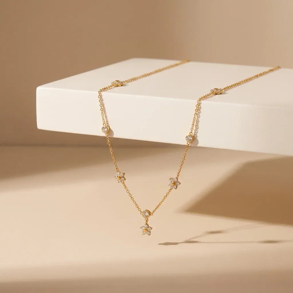 Evora Clover Charm Station Necklace | Waterproof 18k Gold