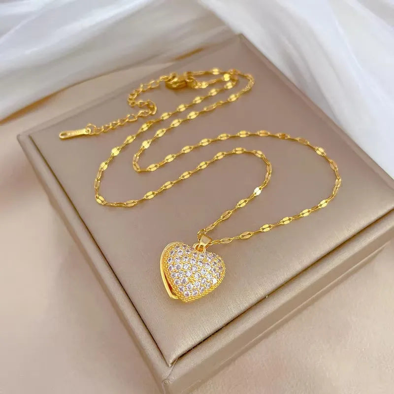 Clara Open Heart Pearl Necklace | Waterproof 18k Gold