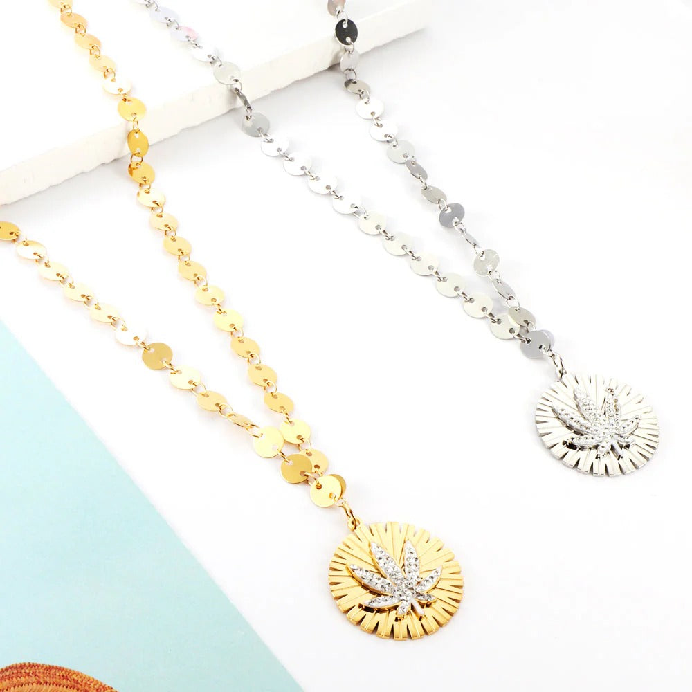 Emery Crystal Leaf Necklace | Waterproof 18k Gold & Silver