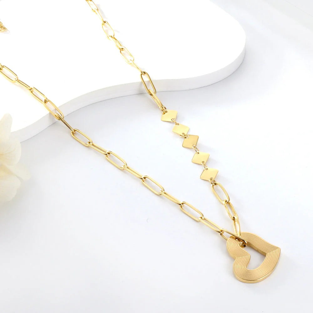 Ellie Love Heart Necklace | Waterproof 18k Gold