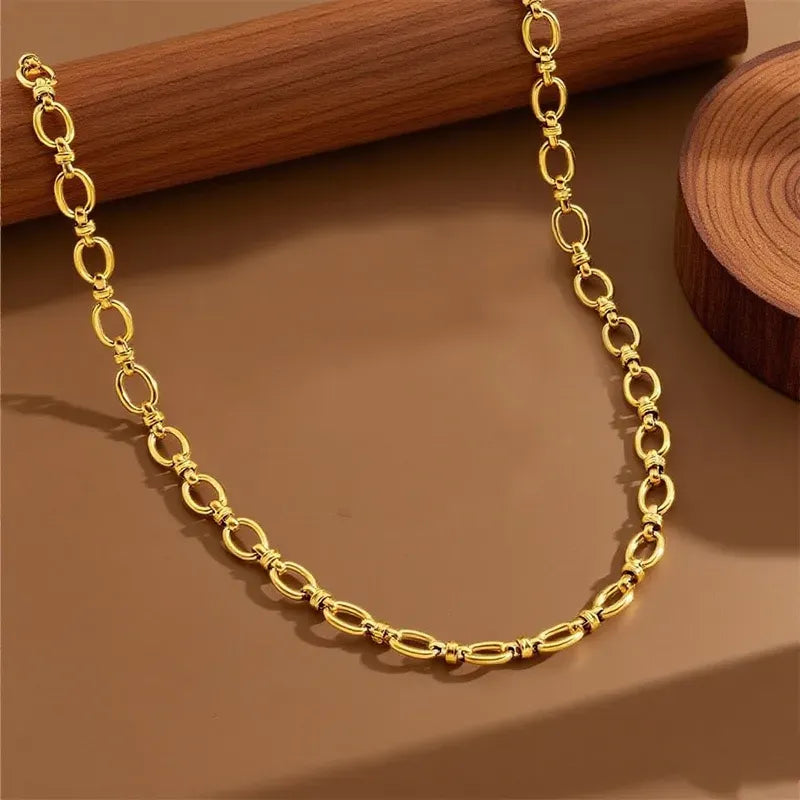 Emberly Anchor Chain Necklace | Waterproof 18k Gold