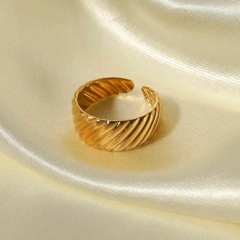 Aethel Textured Wrap Adjustable Ring | Waterproof 18k Gold & Silver