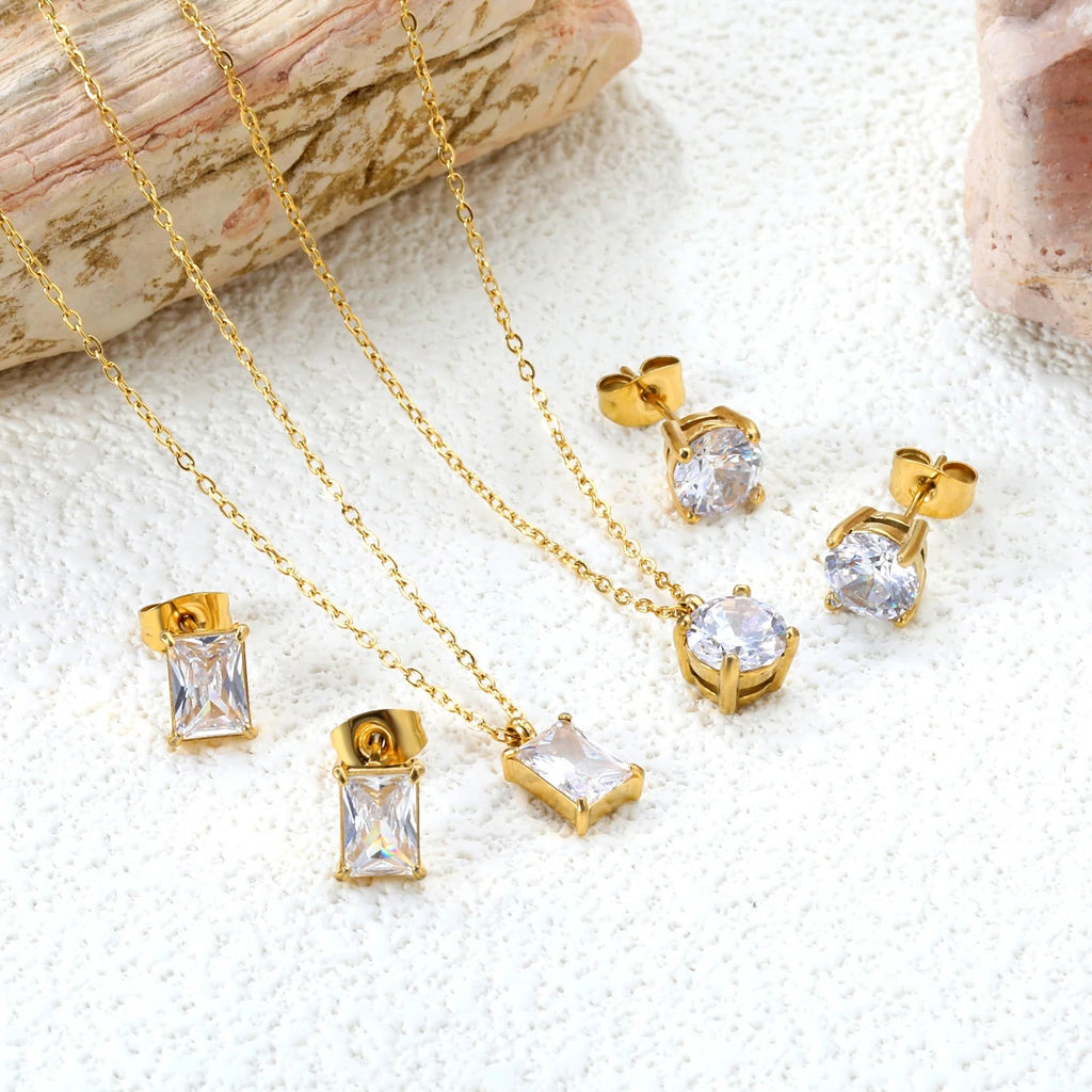 Kaitlyn Teardrop Brilliant Solitaire Set| Buy Set or Individual