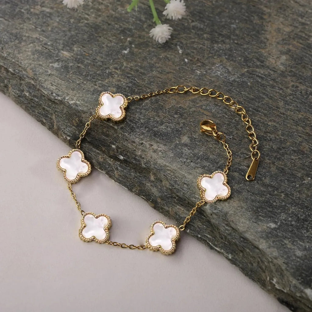 Alora Four-Leaf White Clover Bracelet | Waterproof 18k Gold