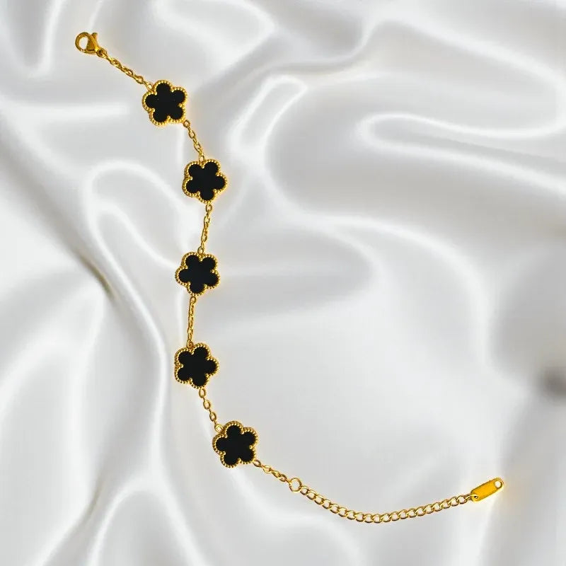 Bronte Five-Leaf Black Clover Bracelet | Waterproof 18k Gold