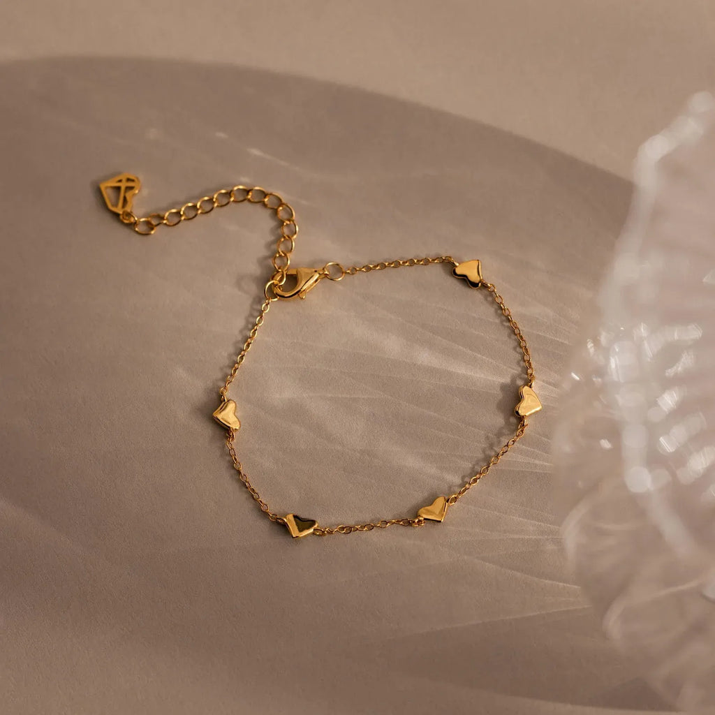 Elowen Heart Trio Bracelet | Waterproof 18k Gold