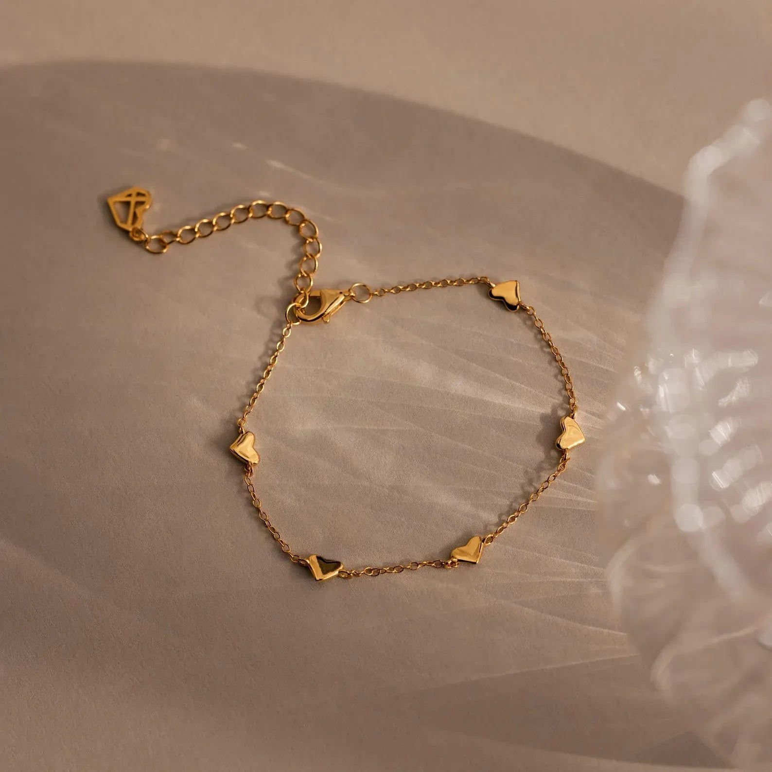 Elowen Heart Trio Bracelet | Waterproof 18k Gold