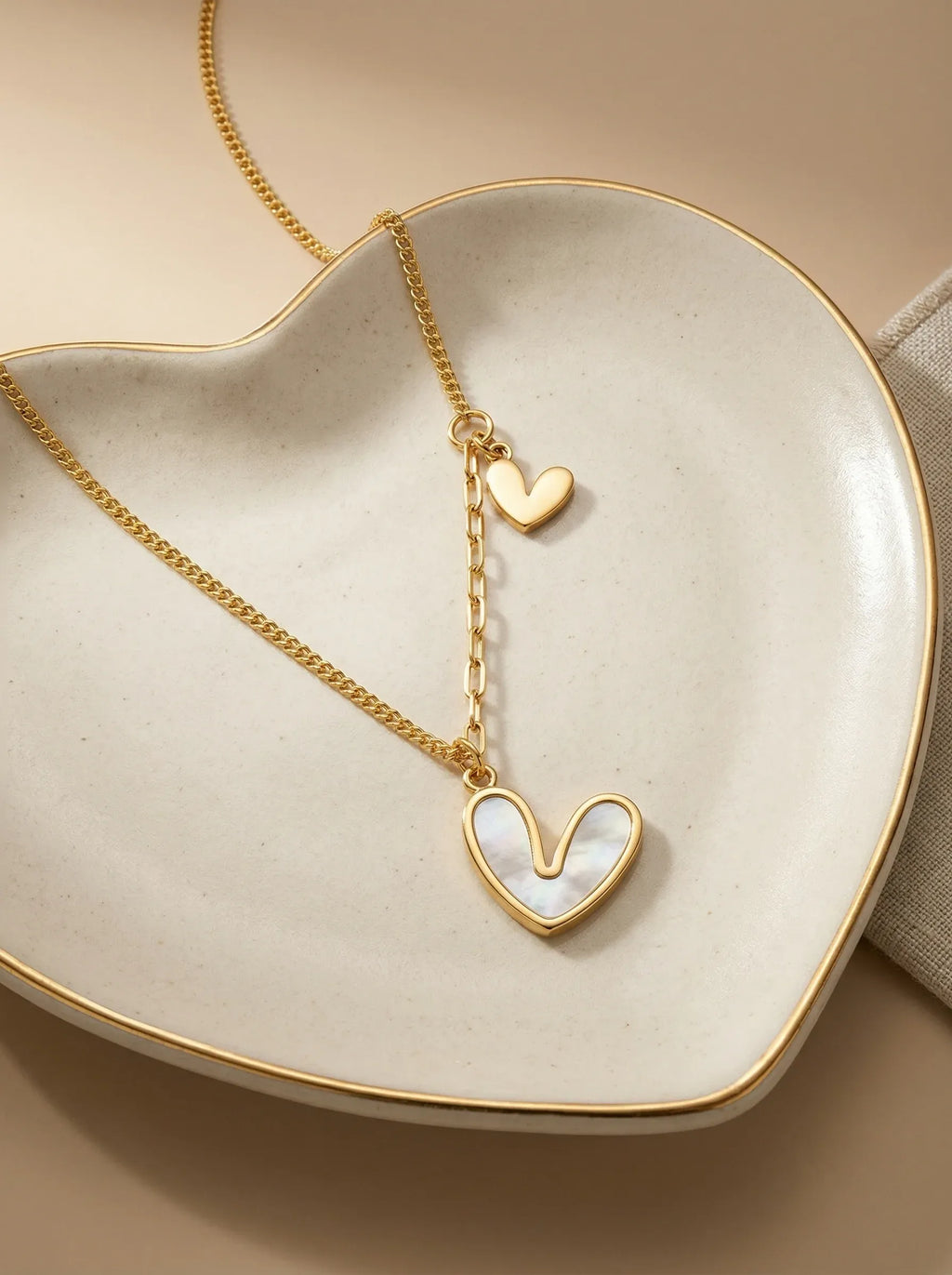 Araminta Pearl Twin Heart Necklace | Waterproof 18k Gold