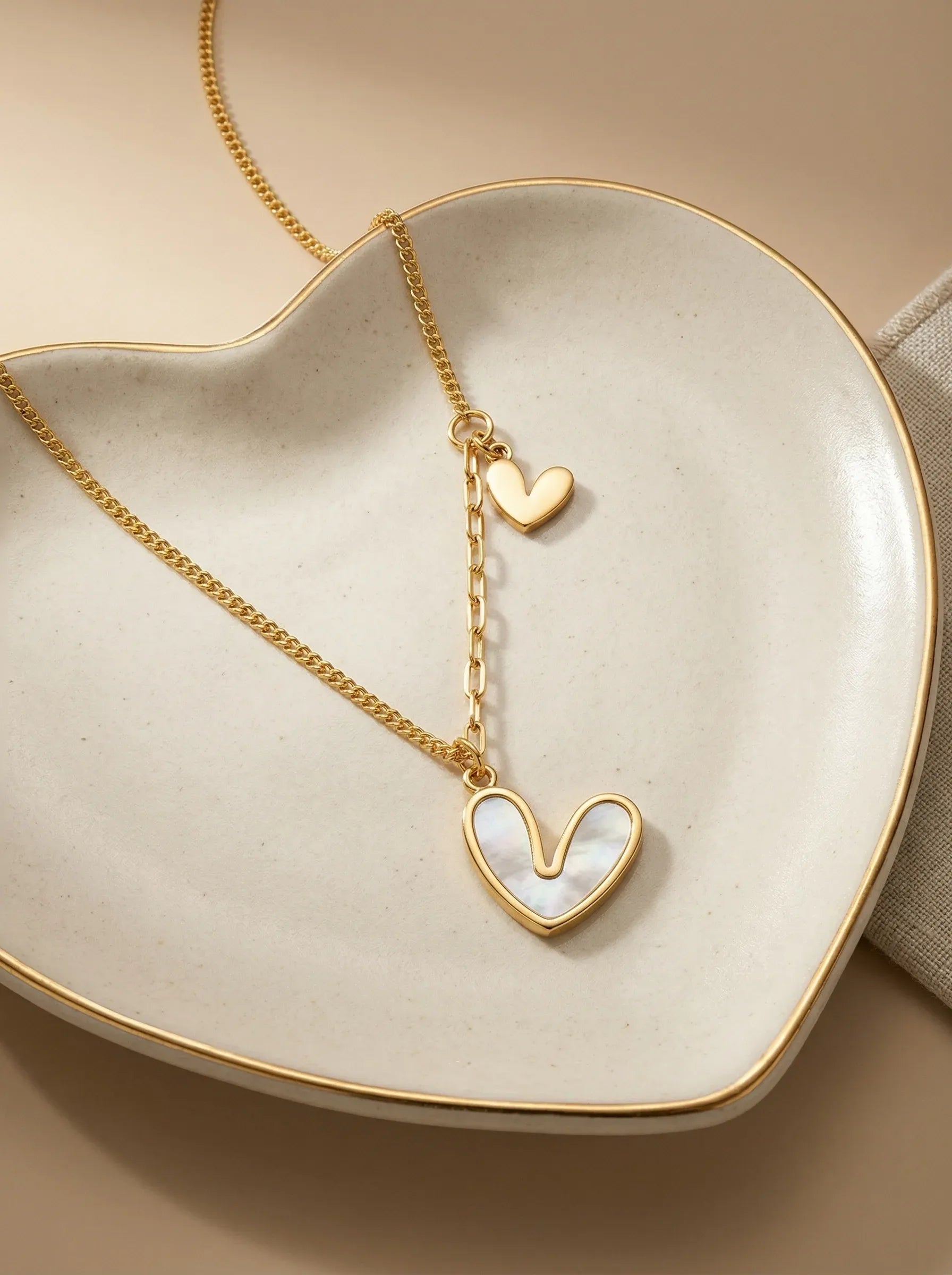 Araminta Pearl Twin Heart Necklace | Waterproof 18k Gold