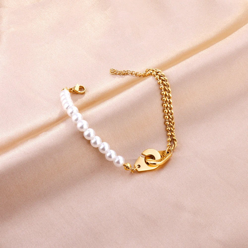 Hasel Handcuff Pearl Bracelet | Waterproof 18K Gold