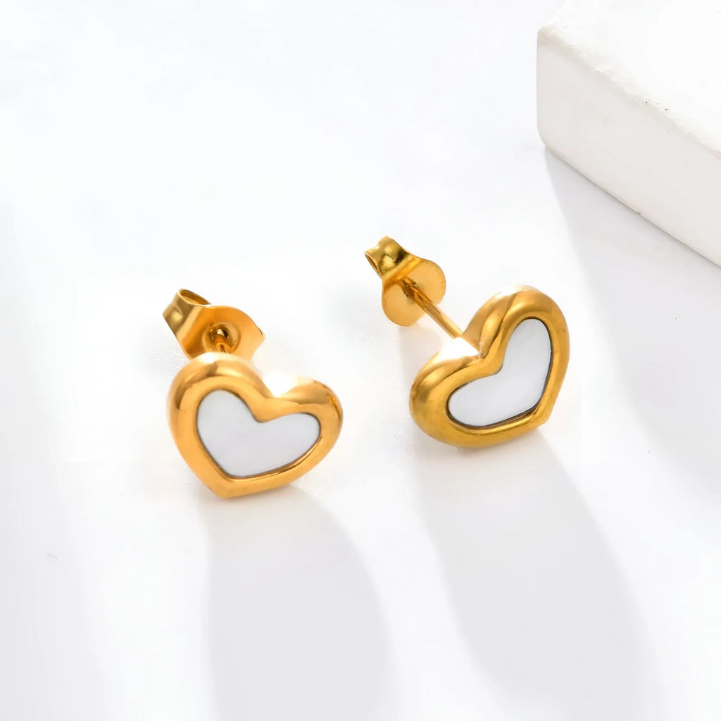 Beatrice Pearl Heart Stud Earrings | Waterproof 18k Gold