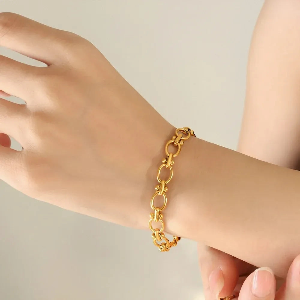 Emberly Anchor Chain Bracelet | Waterproof 18k Gold