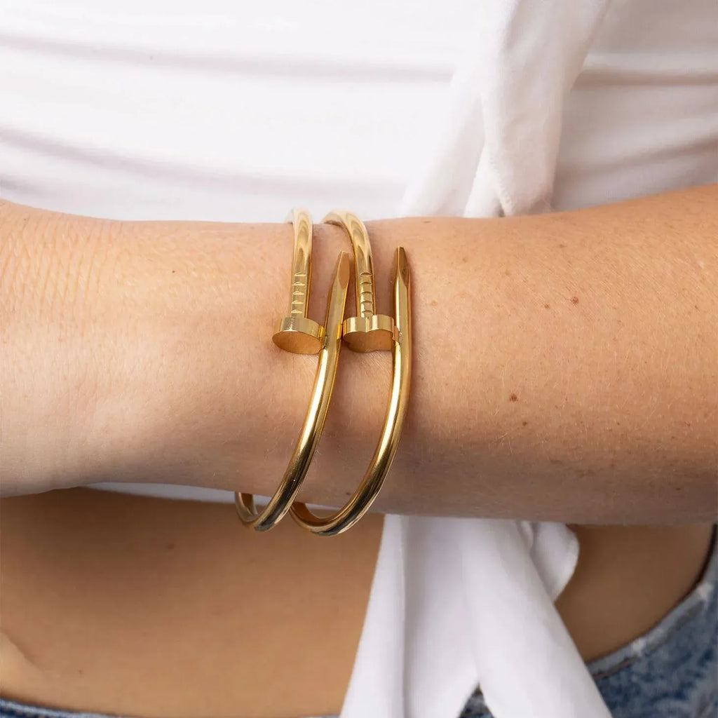 Nova Clover Nail Hinged Bangle Bracelet | Waterproof 18k Gold