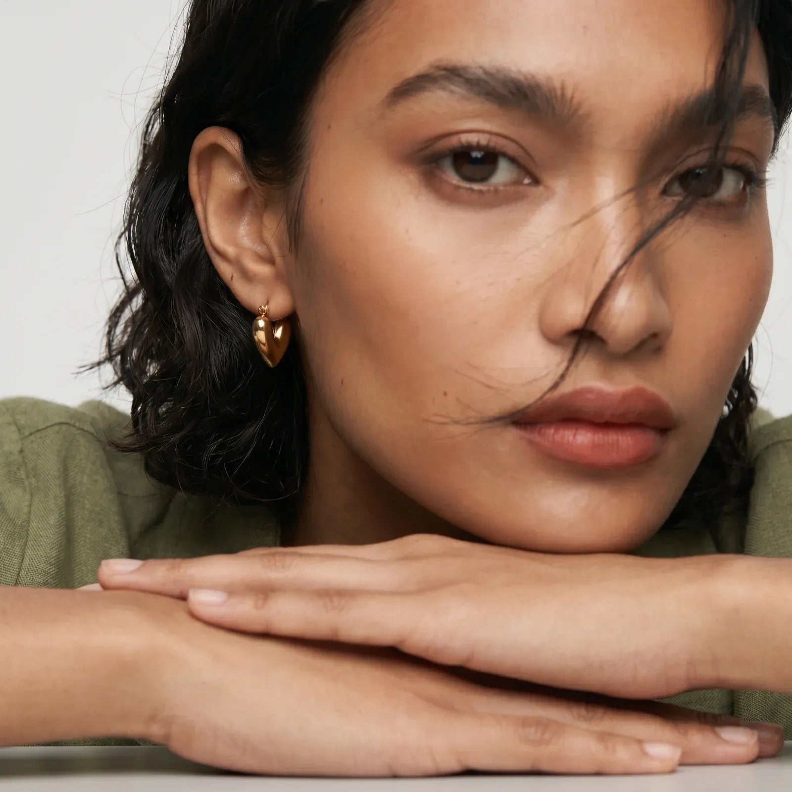 Adeline Full of Love Hoop Earrings | Waterproof 18k Gold