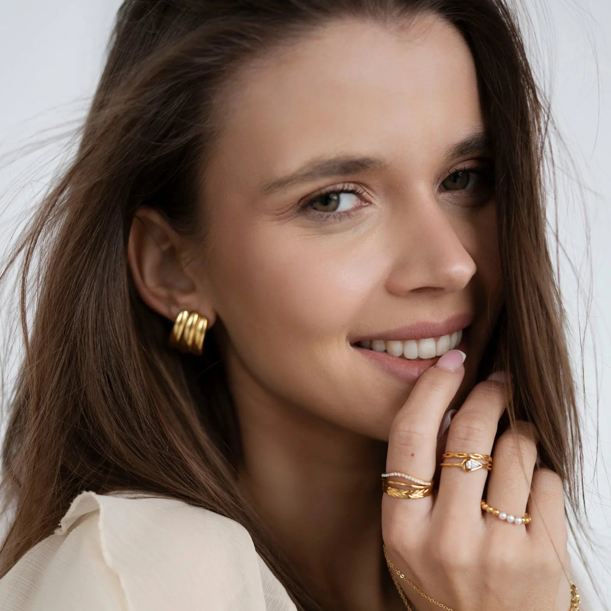 Belle Trio C Hoop Earrings | Waterproof 18k Gold