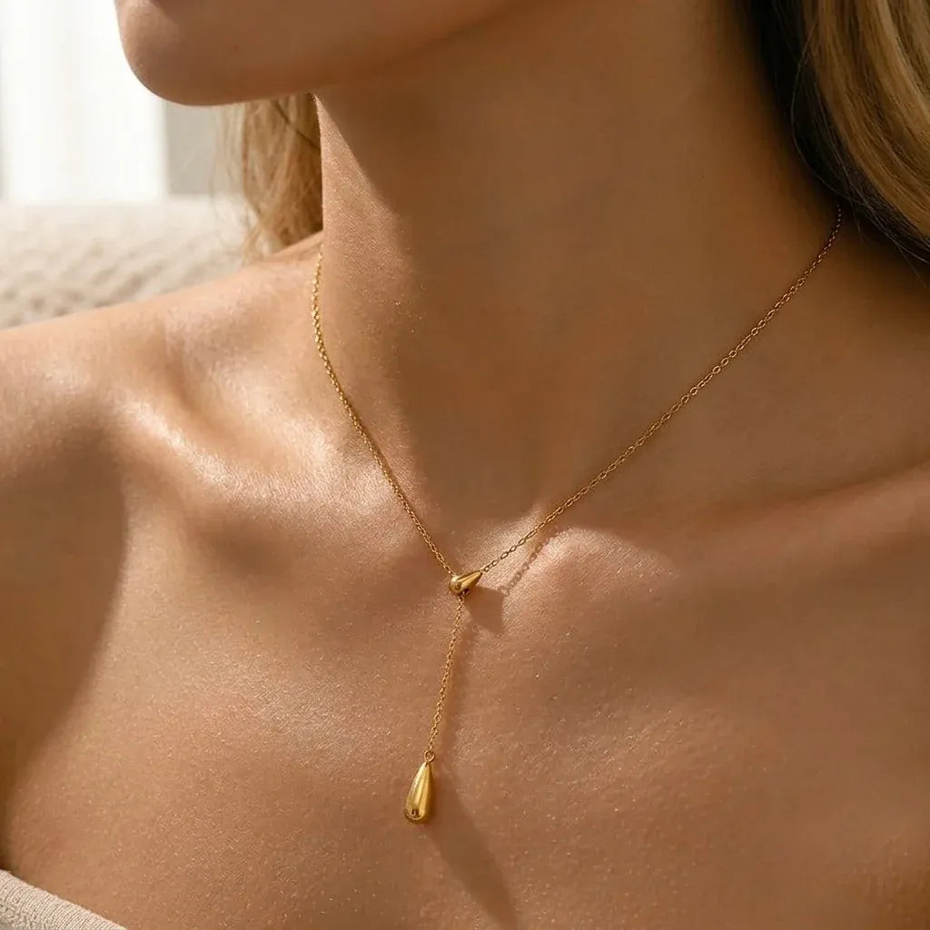 Bria Lariat Teardrop Necklace | Waterproof 18k Gold