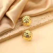 Serene Chunky Studs | Waterproof 18K Gold