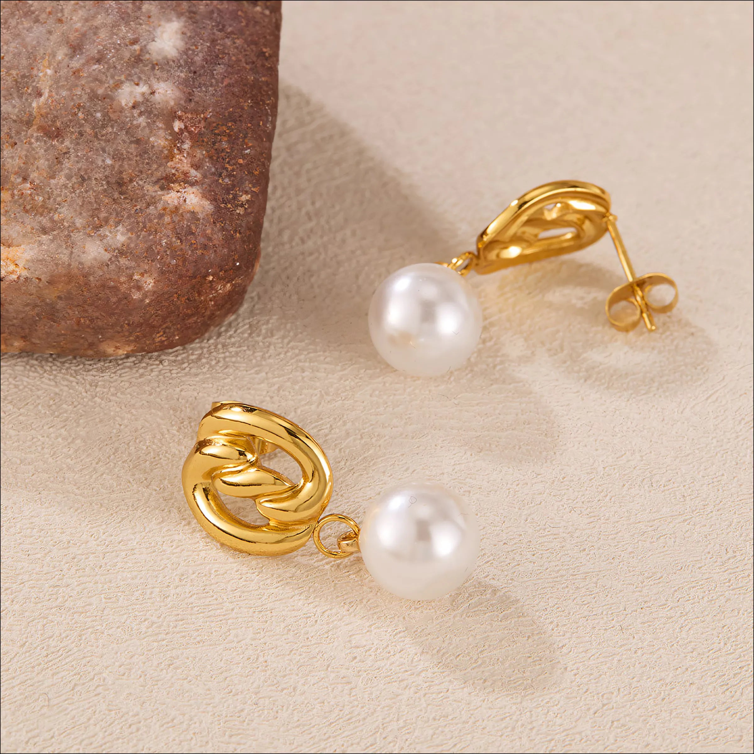 Calli Pearl Drop Earrings | Waterproof 18k Gold