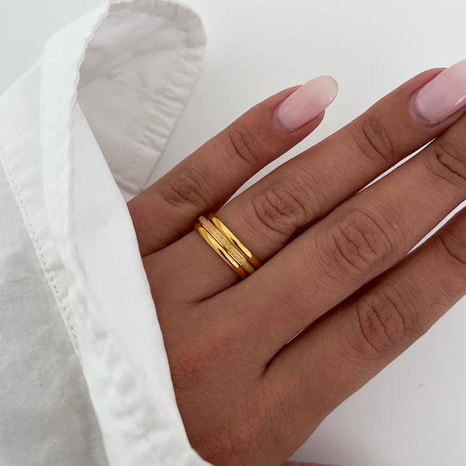 Anya 2MM Band Ring Set | Waterproof 18k Gold