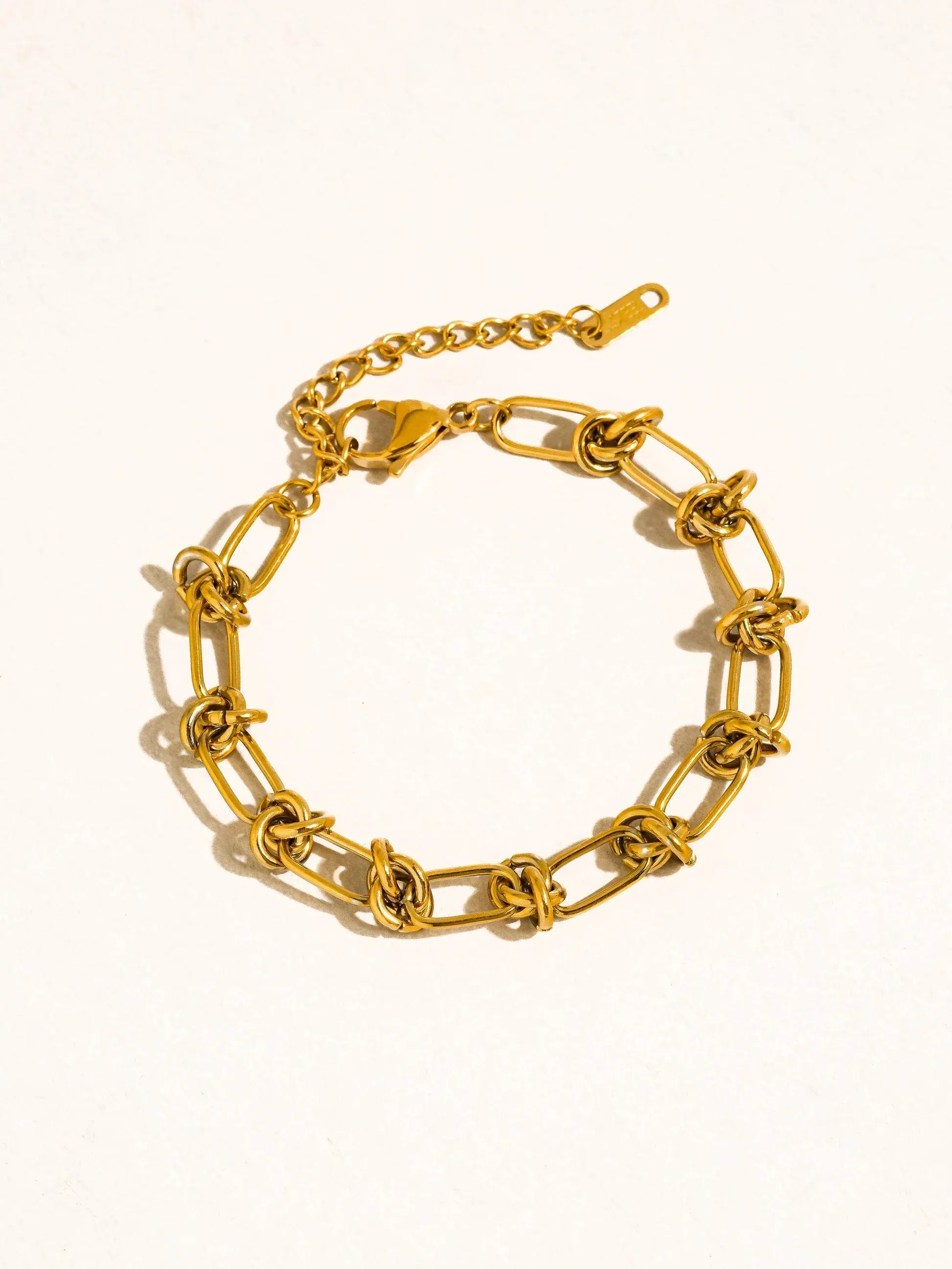 Darcy Chunky Knot Link Chain Bracelet | Waterproof 18k Gold
