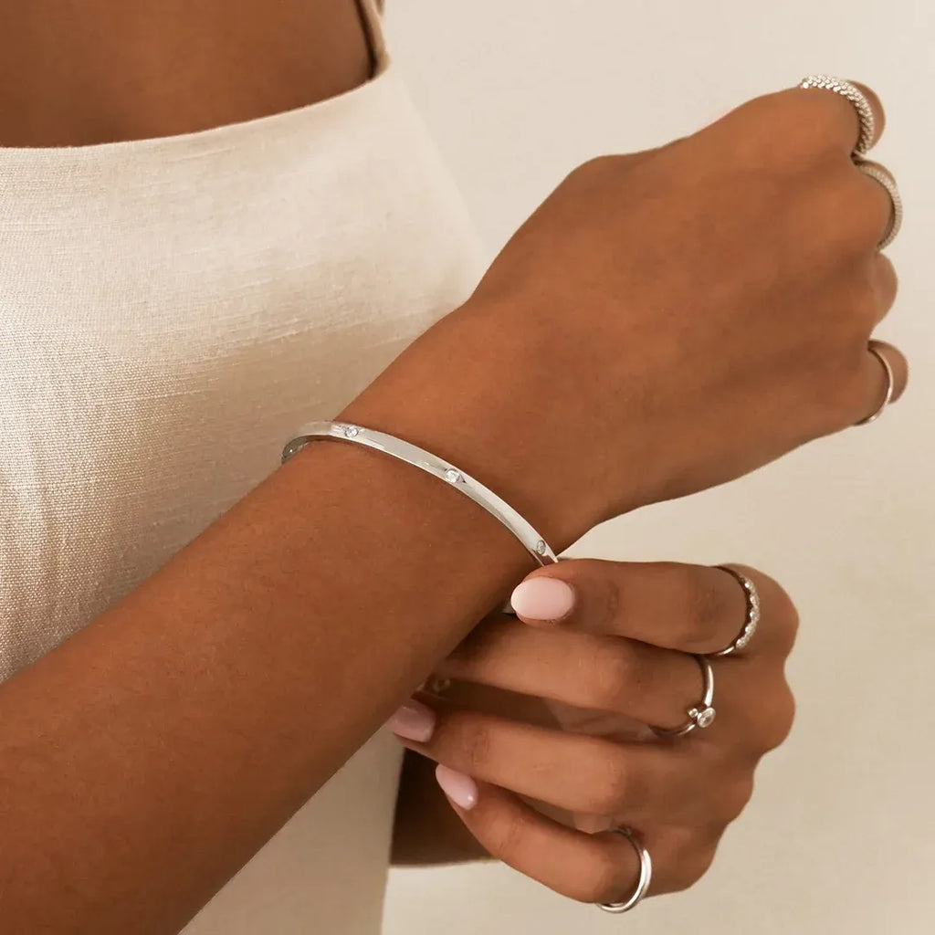 Dea Diamond Hinged Bangle Bracelet | Waterproof 18k Gold & Silver
