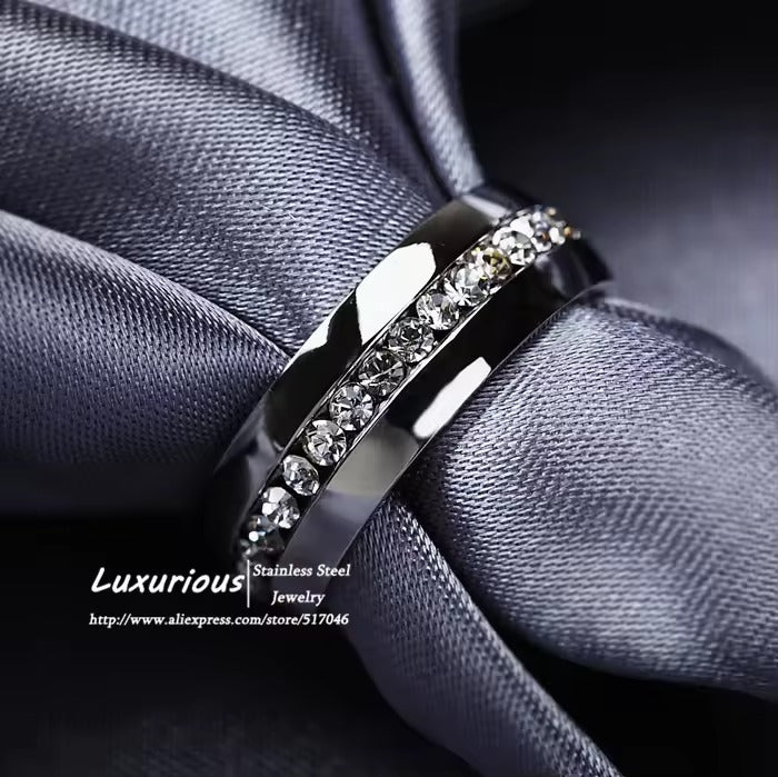 Lili Jewelled Band Ring | Waterproof 18K Gold & Silver