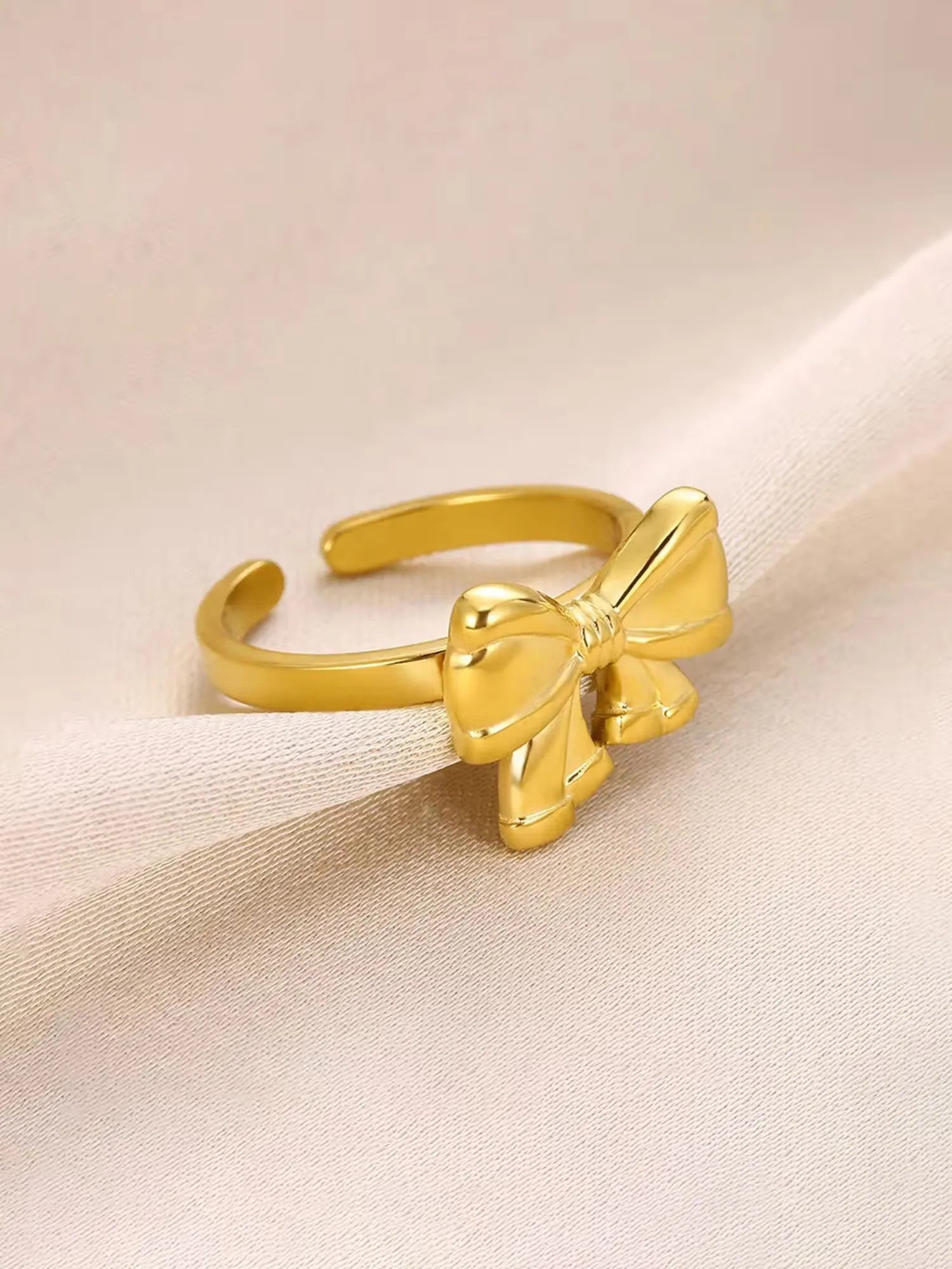 Celest Bow Wrap Adjustable Ring | Waterproof 18k Gold