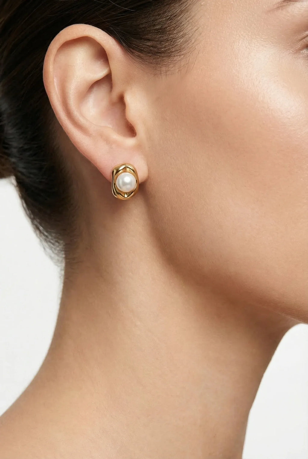 Blaire Pearl Stud Earrings | Waterproof 18k Gold