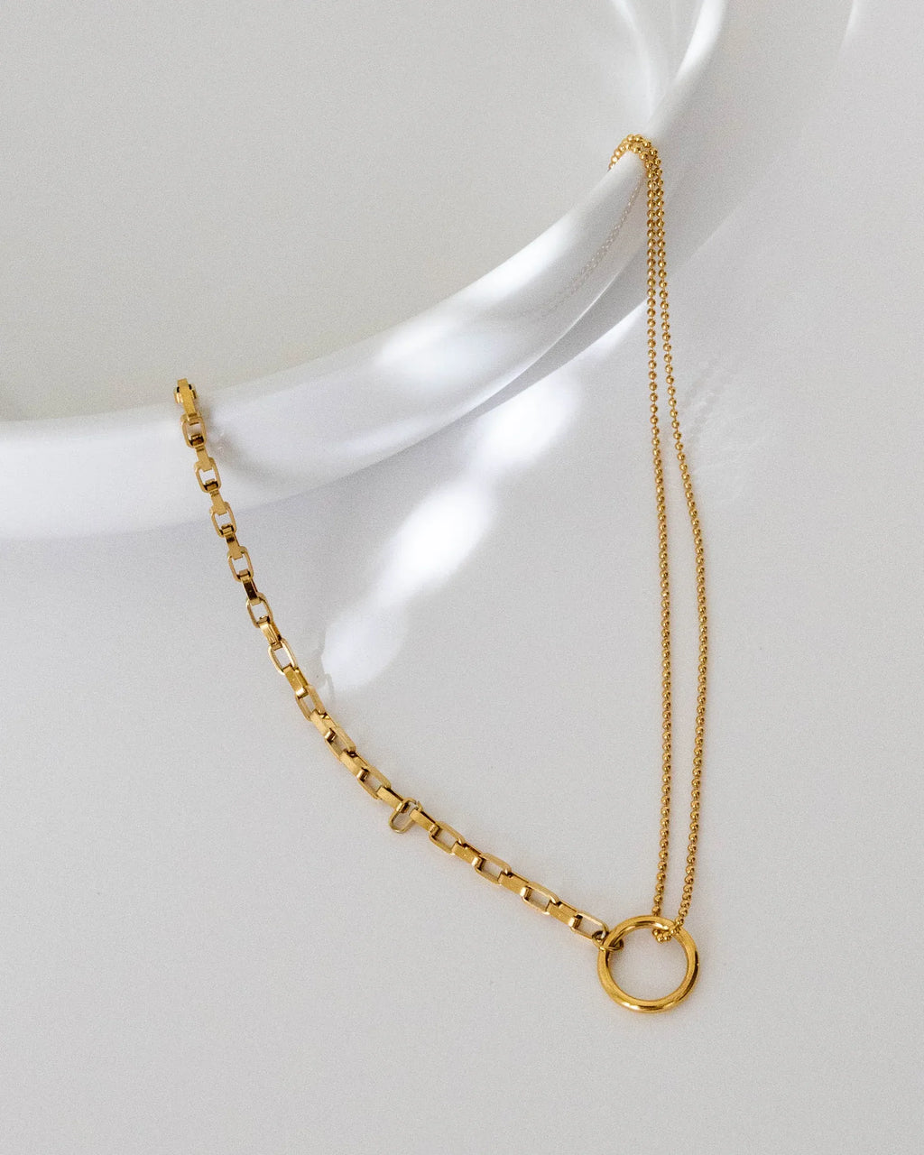 Briana Double Chain Circle Necklace | Waterproof 18k Gold