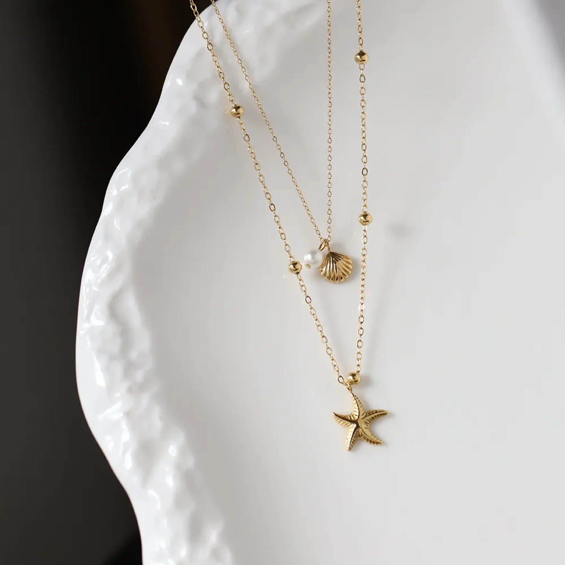 Evera Starfish Shell Double Layer Necklace | Waterproof 18k Gold