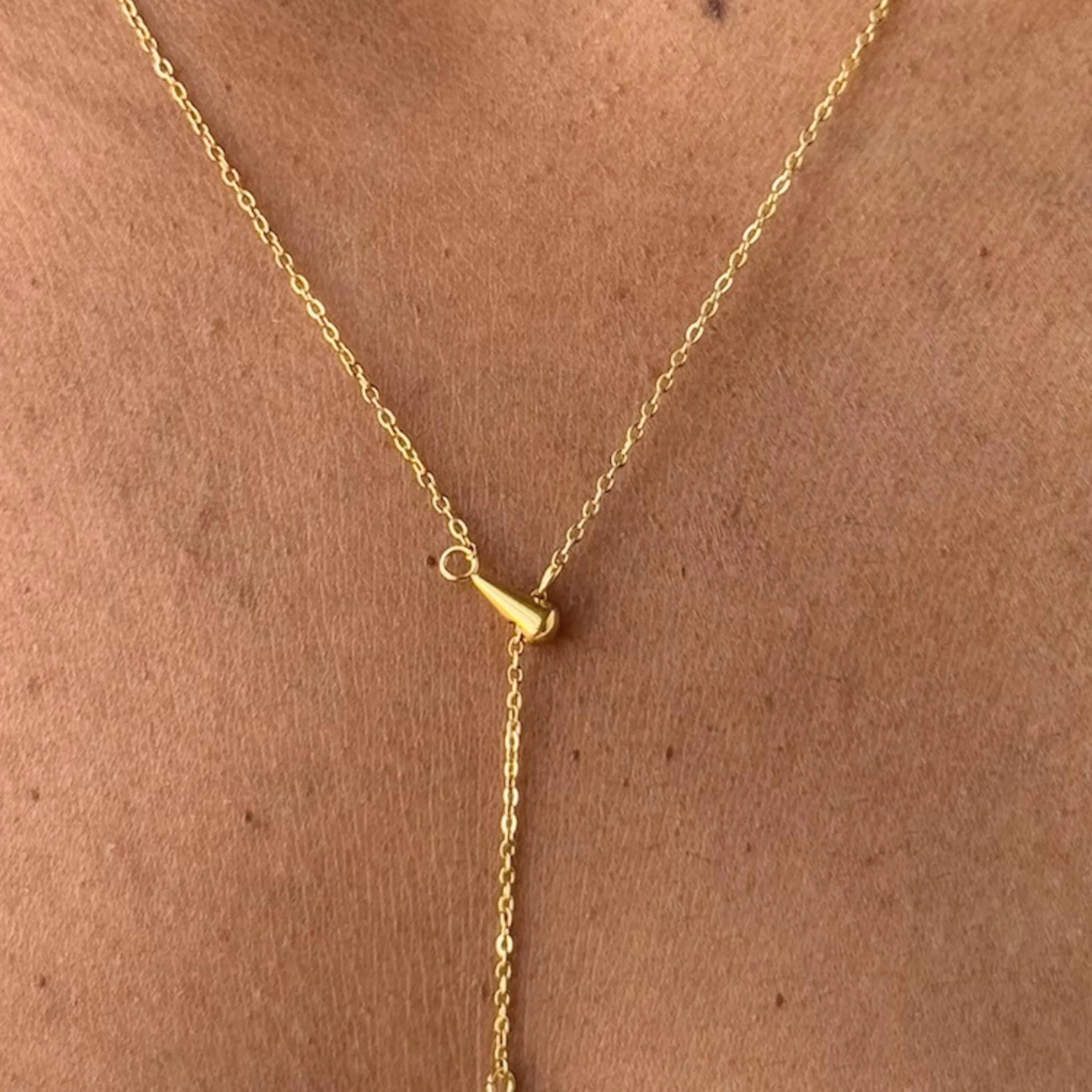 Bria Lariat Teardrop Necklace | Waterproof 18k Gold