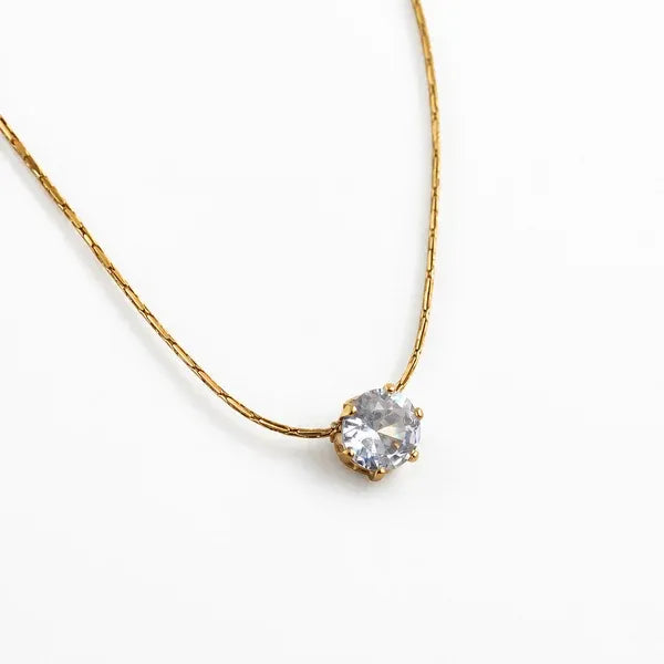 Consa Round Solitaire Crystal Necklace | Waterproof 18k Gold