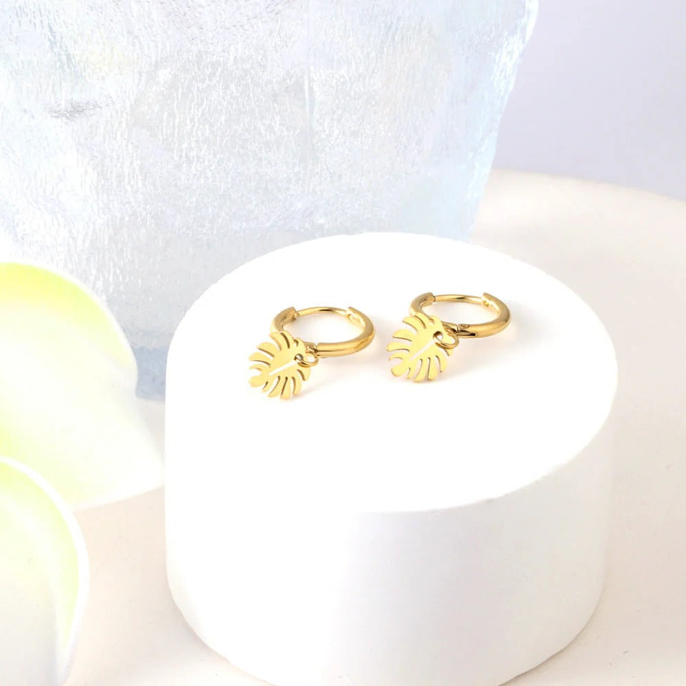 Rinko Leaf Huggie Hoops