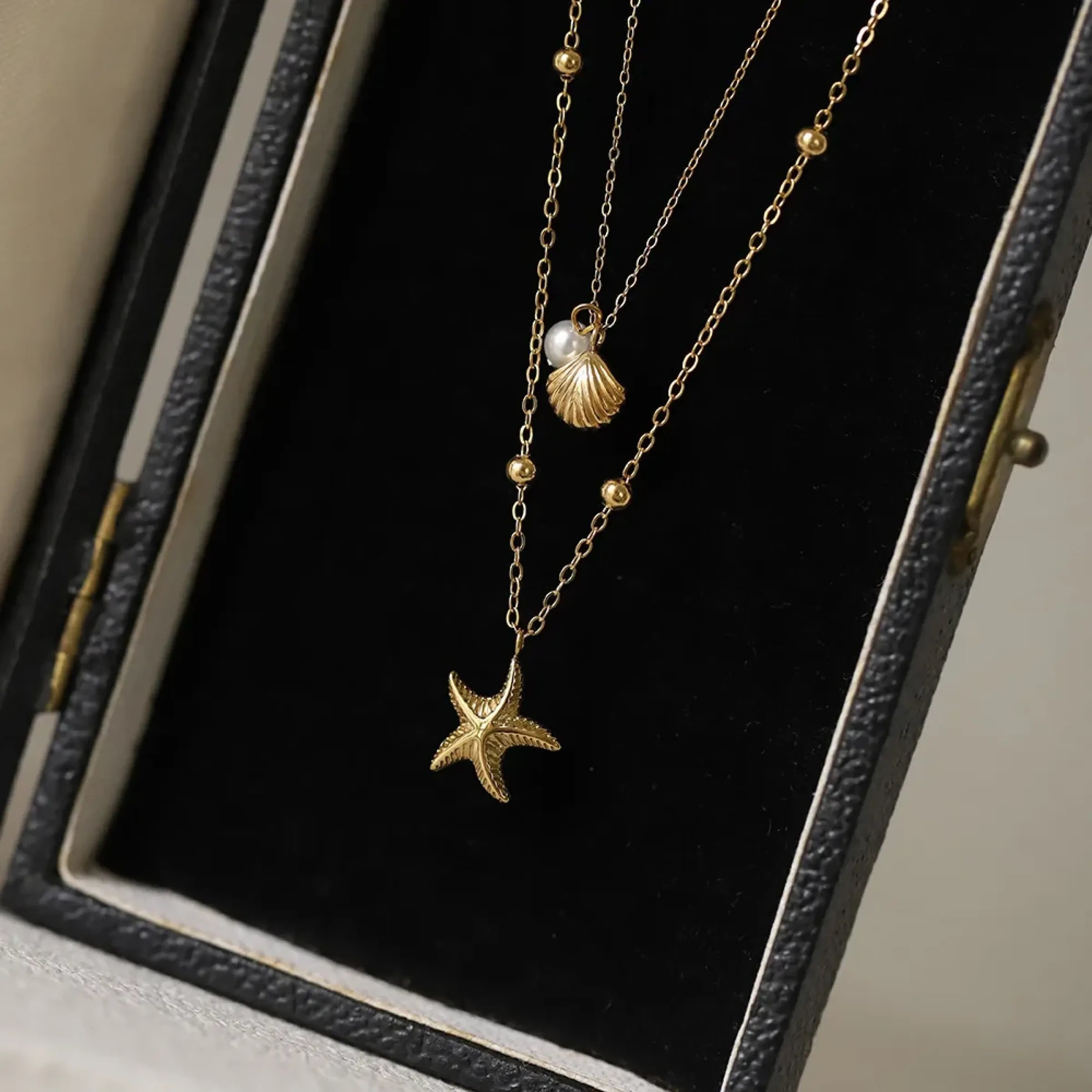 Evera Starfish Shell Double Layer Necklace | Waterproof 18k Gold