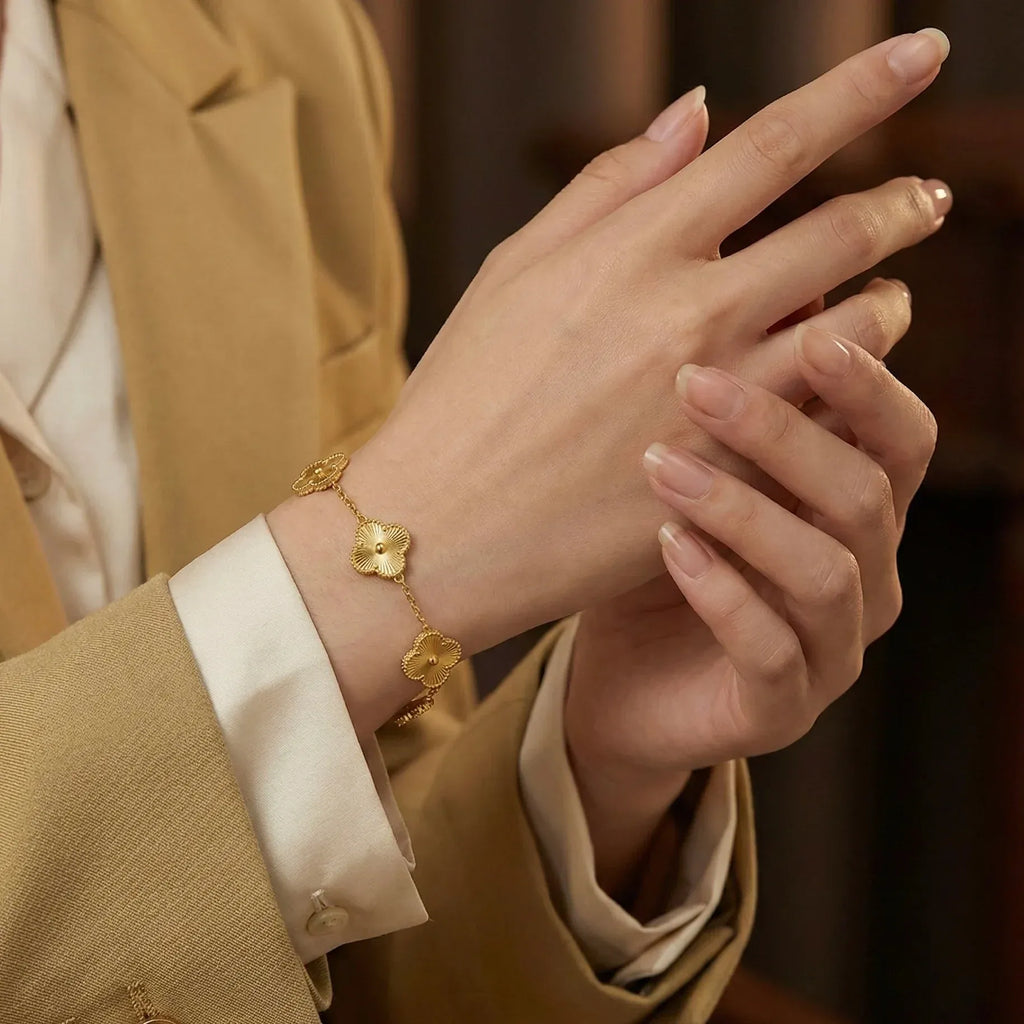 Alora Four-Leaf Gold Clover Bracelet | Waterproof 18k Gold