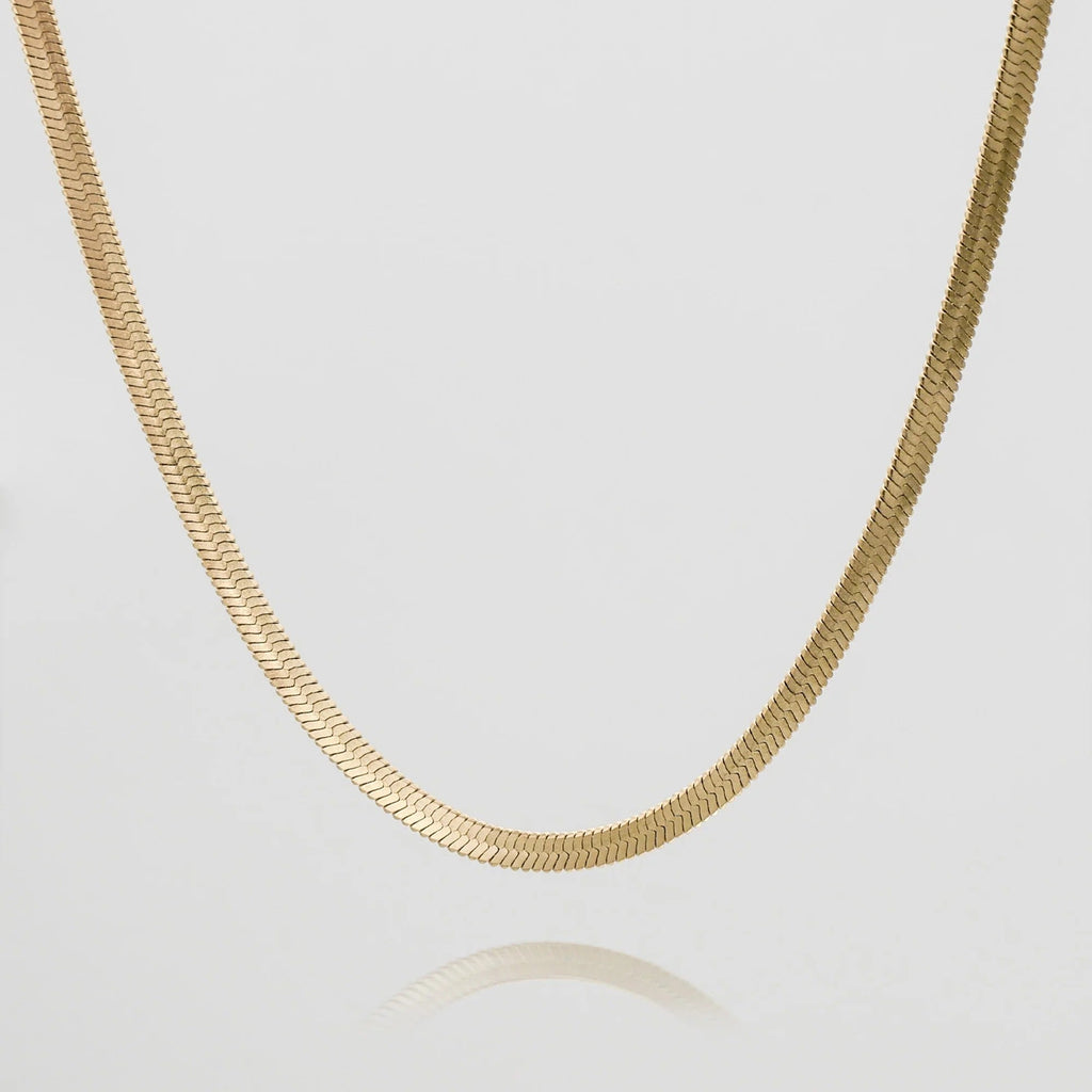 Saoirse 6mm wide Herringbone Chain Necklace 45+5cm