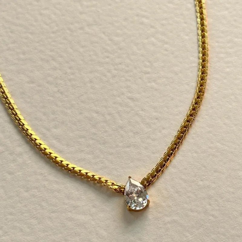 Alison Pear Cut Solitaire Necklace | Waterproof 18k Gold