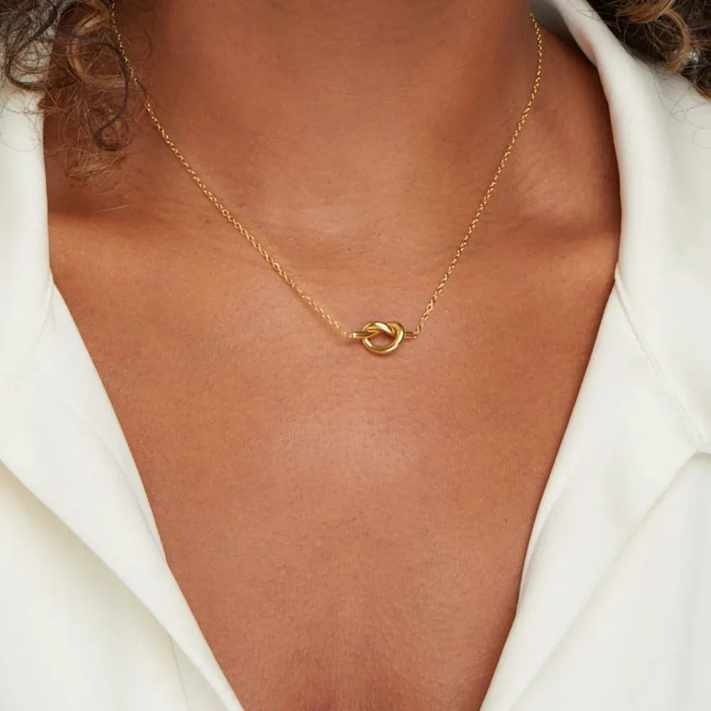 Alodie Knot Necklace | Waterproof 18k Gold
