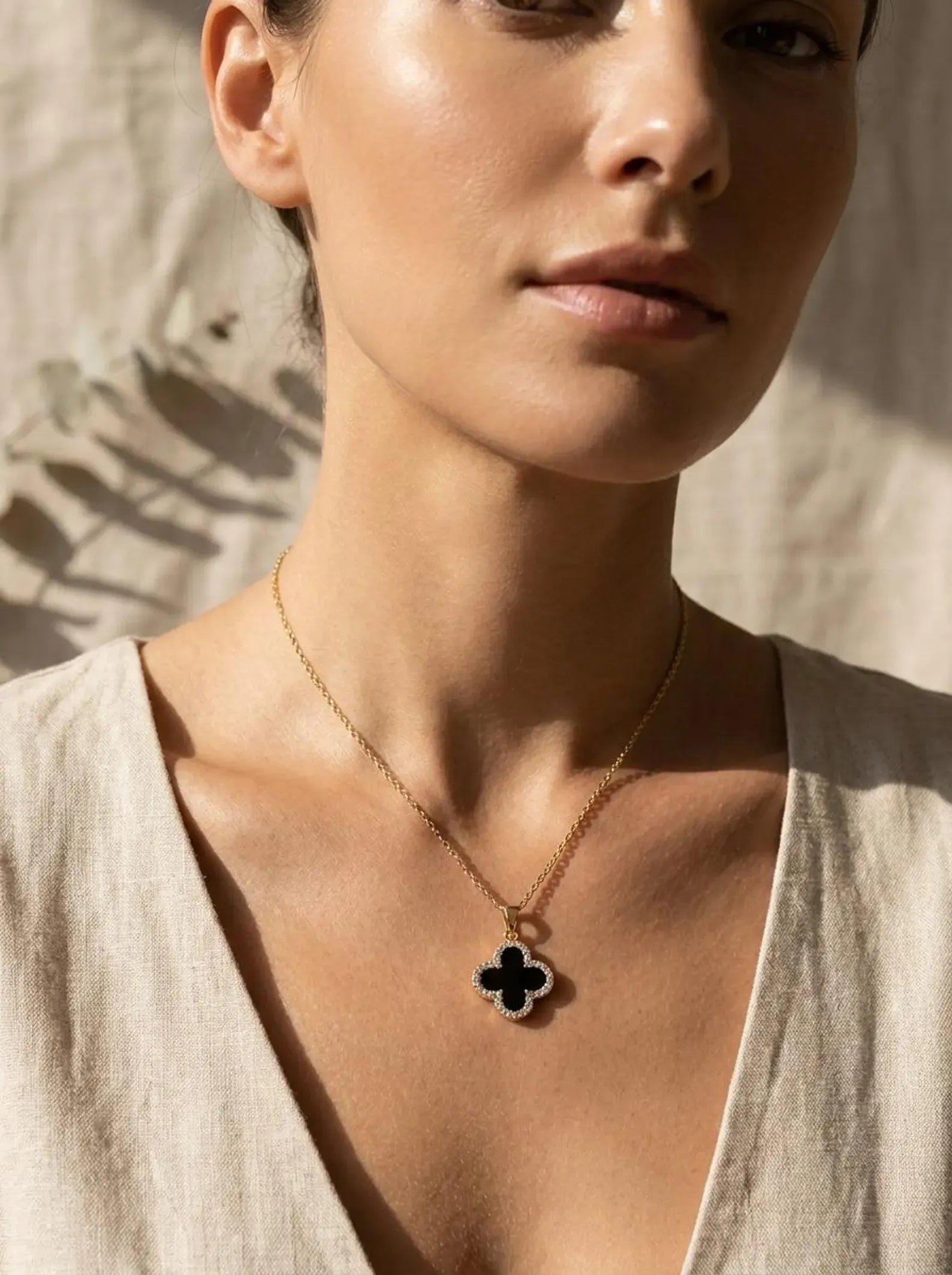 Cecilia Four-Leaf Diamante Clover Black Necklace | Waterproof 18k Gold