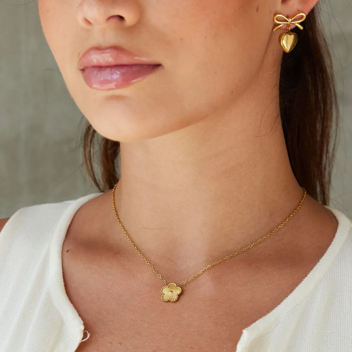 Bronte Five-Leaf Gold Clover Necklace | Waterproof 18k Gold