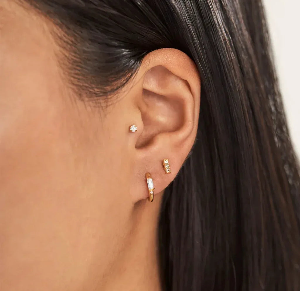Amara Baguette CZ Huggie Earrings | Waterproof 18k Gold