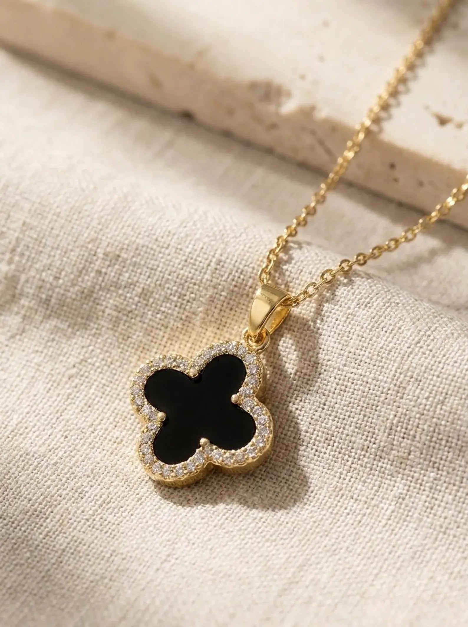 Cecilia Four-Leaf Diamante Clover Black Necklace | Waterproof 18k Gold