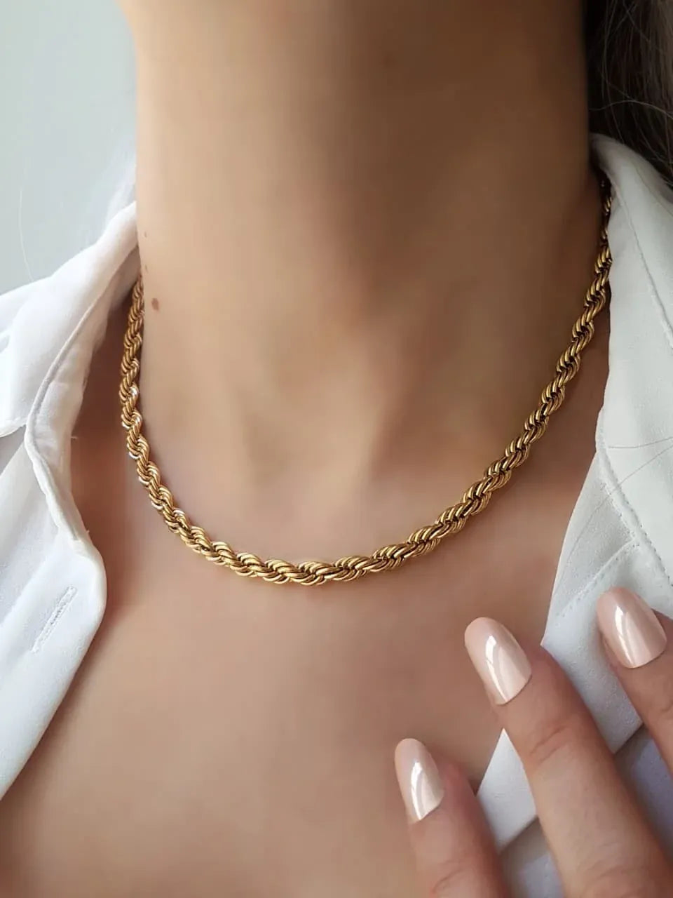 Bellae Twsited Rope Chain Necklace | Waterproof 18k Gold
