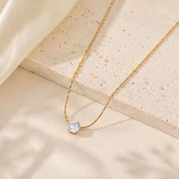 Consa Round Solitaire Crystal Necklace | Waterproof 18k Gold
