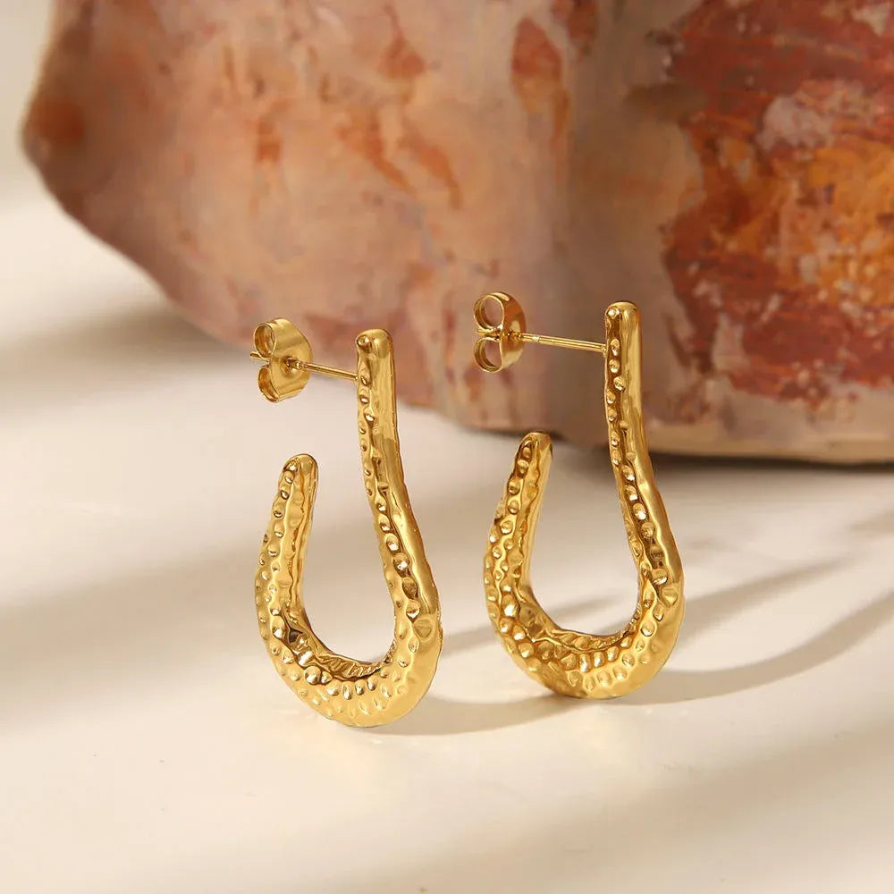 Camila Hammered Hoop Earrings | Waterproof 18k Gold