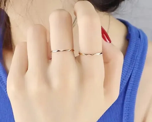 Mahi Dimpled 1MM Band Ring | Waterproof 18k Gold